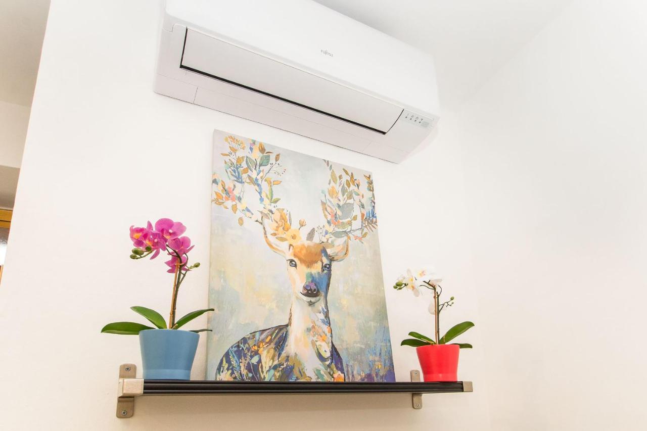 Piazza Bengasi Cozy Apartment Turin Bagian luar foto
