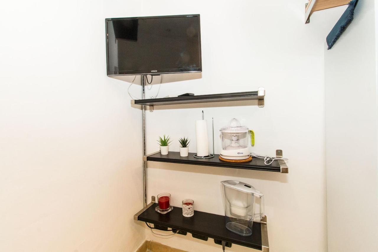 Piazza Bengasi Cozy Apartment Turin Bagian luar foto