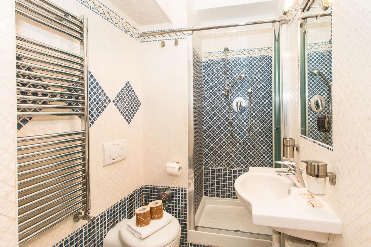 Piazza Bengasi Cozy Apartment Turin Bagian luar foto